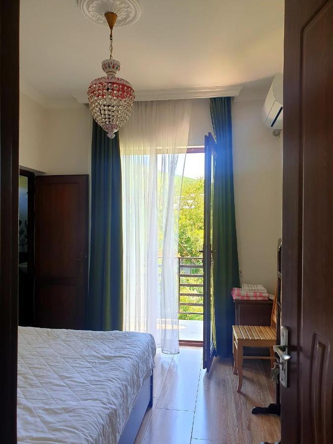 Four Seasons In Kutaisi Hotel Exterior foto